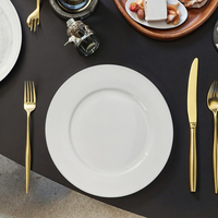 Plats de dîner ronds solides blancs écologiques modernes de 7 pouces avec logo personnalisé pour les fêtes de restaurant à domicile