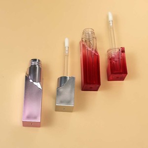 독특한 맞춤형 립글로스 튜브, 스토퍼 포함 플라스틱 튜브 디지털 인쇄 ABS 소재 - Product Image 3