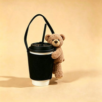 Porte-tasse à café en peluche avec des jouets en forme d'ours