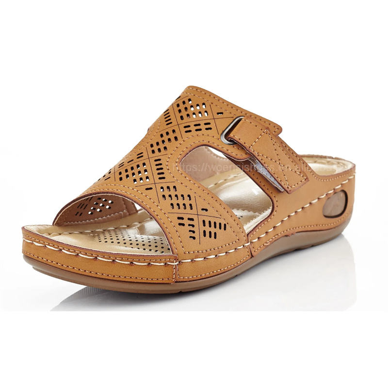 สีน้ำตาล