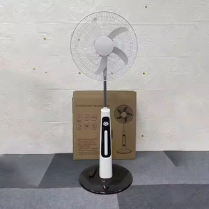 18 بوصة مروحة قائمة قابلة لإعادة الشحن مع جهاز تحكم عن بعد Led مروحة ACDC فندق منزلي في الهواء الطلق - Product Image 6