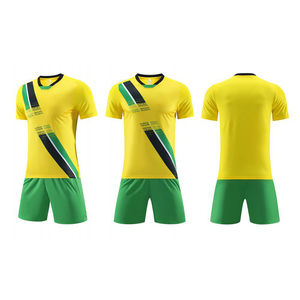 Camisetas y Pantalones Cortos de Fútbol Personalizados Amarillo y Verde Equipo de Sudáfrica <span class=keywords><strong>Camiseta</strong></span> de Fútbol Cosida al por Mayor para <span class=keywords><strong>Calentamiento</strong></span> - Product Image 2