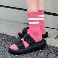 Chaussettes de sport pour femmes de haute qualité Jacquard respirant absorbant la sueur imprimé à la main style cheville haute sublimation bas pour jeunes