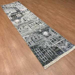 Tapis Runner TRO-0115 noué à la main en laine et soie, motif paysage urbain, pour couloir, salon, abstrait moderne - Product Image 1