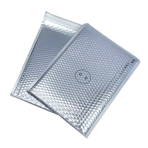 Túi Đóng Gói Tùy Chỉnh Bao Thư Bong Bóng Màu Bạc Không Vấn Đề Vận Chuyển Chống Thấm Nước Phong Bì Có Đệm Bong Bóng Kim Loại - Product Image 1