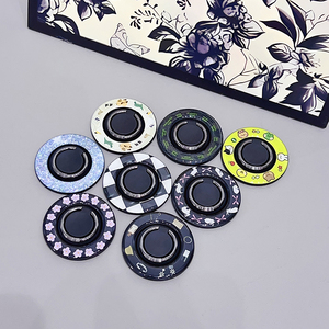 Di alta qualità <span class=keywords><strong>del</strong></span> <span class=keywords><strong>telefono</strong></span> magnetico aderente supporto sfondo rosso motivo floreale con anello in metallo a 360 gradi di rotazione <span class=keywords><strong>del</strong></span> <span class=keywords><strong>telefono</strong></span> - Product Image 2