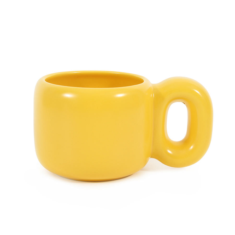 สีเหลือง