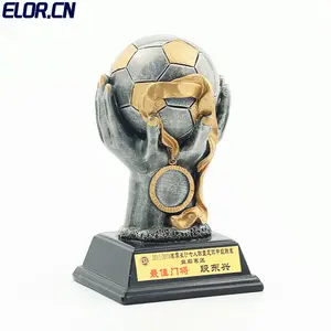 ELOR Wholesale Customized Resin Sports Souvenirs Fans Boys Toy Competition Gifts 2022 World Football Cup Fantasy Soccer Trophy