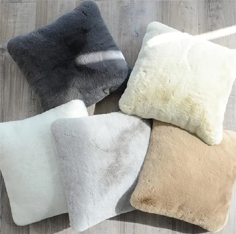 Design personalizzato economico pelliccia di coniglio sintetica cuscino in memory foam divano cuscino quadrato cuscino cuscini decorativi cuscino in peluche