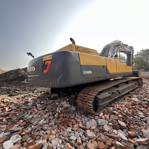 รถขุดตีนตะขาบ Volvo EC480 มือสอง ขนาดใหญ่ ความจุบุ้งกี๋ 2.1-3.0 ลบ.ม. เหมาะสำหรับงานขุดดินขนาดใหญ่ - Product Image 3