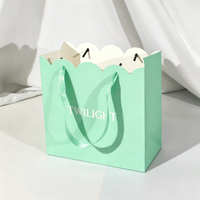 Sacs en papier personnalisés de luxe pour cadeaux, sacs de mariage pliables écologiques de haute qualité avec design gratuit
