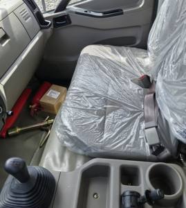 Camión contenedor comercial diésel 4x2 vehículo de transporte pequeño transporte vehículo multifuncional - Product Image 5