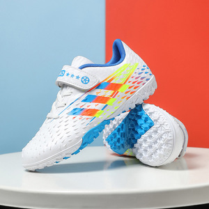 Nueva Llegada: Zapatos de Fútbol con Tacos y Cierre de Velcro, Zapatos de Entrenamiento Profesional para Estudiantes de Primaria y Secundaria - Product Image 4