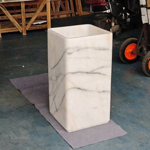 <span class=keywords><strong>Lavabo</strong></span> <span class=keywords><strong>de</strong></span> mármol independiente <span class=keywords><strong>de</strong></span> superficie sólida <span class=keywords><strong>de</strong></span> alto estándar para Hotel, <span class=keywords><strong>lavabo</strong></span> <span class=keywords><strong>de</strong></span> pedestal <span class=keywords><strong>de</strong></span> mármol para baño, <span class=keywords><strong>lavabo</strong></span> <span class=keywords><strong>de</strong></span> lavado - Product Image 4