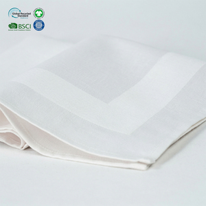 Servilletas de Jacquard Blancas Premium al por Mayor, 18x18 Pulgadas, 100% Algodón, Tela de Grado Comercial para Eventos Corporativos y Cenas de Gala - Product Image 1