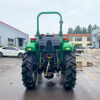 Tracteur robuste à quatre roues motrices de 90 CV avec transmission par engrenages et couple élevé pour la récolte et les travaux agricoles intensifs en terrain accidenté