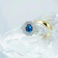 NATUNA Vente en gros de bagues de fiançailles en diamant naturel pour femmes Bague en or avec émeraude rayonnante et ovale en argent 925