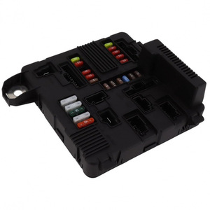 Caja de Fusibles del Motor Renault Megane Scenic 2 8200306032 8200306033 Portafusibles - Product Image 3