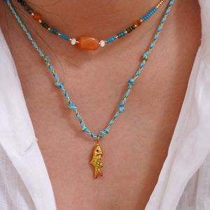 Collier Pendentif Poisson Carpe Style Vintage Original en Acier Inoxydable Émail 3D Effet Goutte d'Huile Cordon Tressé Coloré Bijoux Thème Océan et Plage - Product Image 3