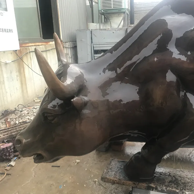 Dış mekan kullanımı ayı ve Bull heykeli Wall street'te dış dekorasyon için