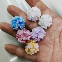 Accessoires de perles en gros pour la fabrication artisanale DIY : Perles de fleurs et de boules perlées de style industriel, avec finition scintillante fine et rose lumineuse, pour la confection de stylos perlés.