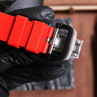 Montres de la série en fibre de carbone de qualité supérieure, très vendues, équipées de mouvements mécaniques importés, montres mécaniques tendance pour hommes