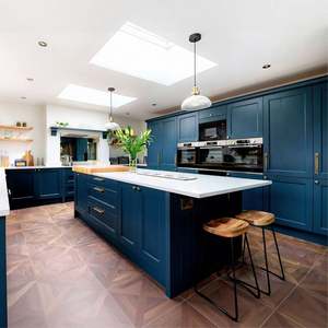 BALOM - Cuisine modulaire en bois moderne sur mesure - Ensemble de meubles de cuisine - Armoires en mélamine avec îlot - Product Image 1