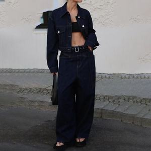 Conjunto de Dos Piezas de Mezclilla para Mujer, Lavado Oscuro, Elegante Traje de Jeans con Chaqueta de Manga Larga y Pantalones Anchos - Product Image 1