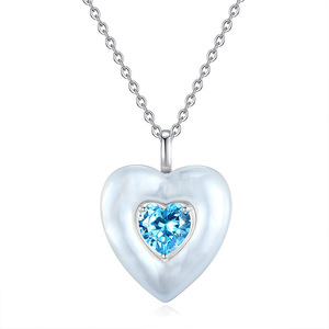 Collier pendentif cœur halo en nacre et cristal haut de gamme, argent sterling 925, pierre naturelle taille cœur 6 mm - Product Image 1