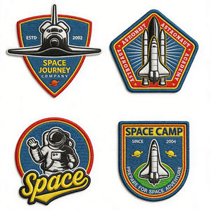 EYD 맞춤형 로고 디자이너 자수 패치 비행기 우주비행사 고급스러운 작은 재미있는 자수 열접착 패치 의류용 - Product Image 1