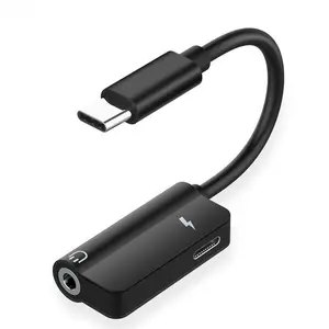 Vente en gros Mini facile à transporter Standard double ports Type USB C à 3.5mm adaptateur de prise casque beaucoup de couleurs