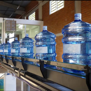 Máquina Automática para Llenar y Tapar Botellas <span class=keywords><strong>de</strong></span> Agua Potable <span class=keywords><strong>de</strong></span> <span class=keywords><strong>3</strong></span> a 5 Galones al Mejor <span class=keywords><strong>Precio</strong></span> - Product Image 1