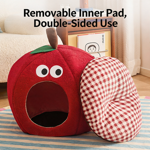 Maisonnette en peluche pour chiens, lit-caverne chaud d'hiver pour animaux de compagnie, nid douillet fermé pour chat avec grands yeux, lit pour animaux de compagnie en forme de pomme de Noël - Product Image 4