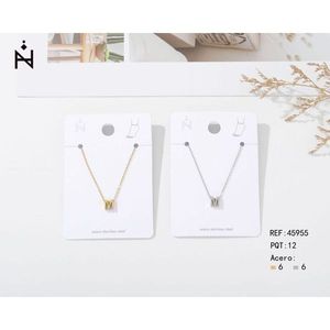 Cavigliera Angelina con Lettera M in Acciaio Inossidabile, Design Minimalista per Donna, Gioielli alla Moda - Product Image 3