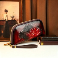 Tas Clutch Wanita Kulit Motif Bunga Teratai 3D Vintage, Dompet Panjang Gaya Oriental Elegan dengan Tali Pergelangan Tangan