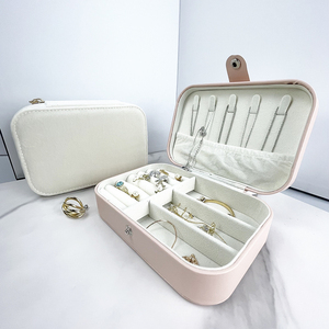 Hoge Kwaliteit Custom Logo Wholesale Luxe Pu Lederen Mini Reizen Sieraden Doos Organiseren Case Lederen Sieraden Doosjes - Product Image 1