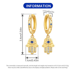 Les boucles d'oreilles Fatima Hand en bronze blanc sont résistantes à la décoloration et sont un excellent accessoire pour les femmes à porter au quotidien. - Product Image 2