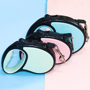 Grosir Pabrik tali anjing berukuran kecil sedang teleskopik traksi otomatis Solid dengan fitur empuk yang mudah digunakan di luar ruangan - Product Image 3