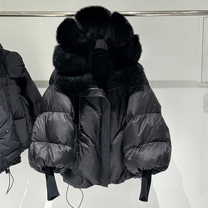 Parka Invernale da Donna <span class=keywords><strong>Oversize</strong></span> con Cappuccio e Collo in Vera Pelliccia di Volpe, Imbottito in Piumino d'Oca Bianco, Maniche in Maglia, Cappotto Spesso e Caldo - Product Image 2