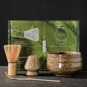 Juego de constitución de té de cerámica al por mayor, juego de té Matcha de <span class=keywords><strong>4</strong></span>/7 piezas, batidor de té japonés, juego de cuencos Matcha de cerámica mate con caño - Product Image 1