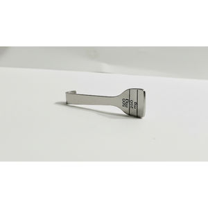 Cuillère à shilajit Prestige Heritage, conçue pour un rituel d'entretien élégant et raffiné. - Product Image 3