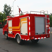 Truk Pemadam Kebakaran Mini Dongfeng 4x2 Diesel dengan Tangki Air 1500L, Truk Pemadam Kebakaran Ringan, Kendaraan Pemadam Kebakaran Kota Kecil