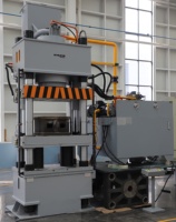 Presse hydraulique de 500 tonnes pour la production de briques de sel par moulage de poudre