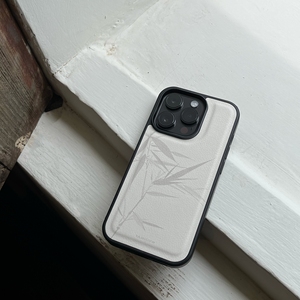 Funda Protectora para Teléfono con Correa Plegable de TPU+PC Estilo Chino Original para 15/14/13 Pro/i17pro max, Diseño de Astronauta - Product Image 6