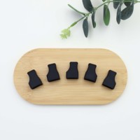 La pointe de pompe à sirop de café noir couvre le capuchon pour la pompe à sirop garder les condiments de sucre de sirop Olive propre préservé