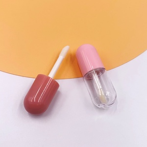 Vente en gros de tubes de gloss à lèvres vides ovales en plastique, personnalisables, avec couvercle noir, mignons et économiques, pour emballage de gloss à lèvres - Product Image 6