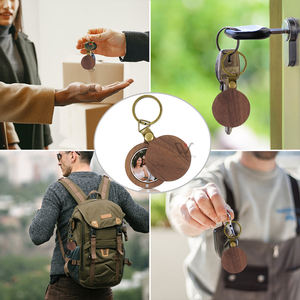 Porte-clés rond magnétique en bois avec photo, idéal pour transporter des photos créatives, cadeaux de vacances et d'anniversaire - Product Image 6