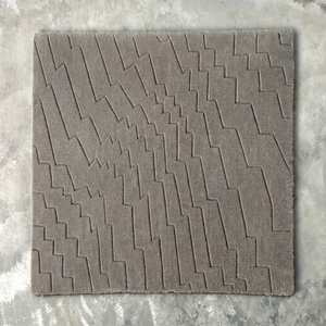 Tapis de sol moderne en polypropylène Aubusson géométrique neutre, fabriqué à la machine, antidérapant et résistant aux taches pour salon et chambre à coucher - Product Image 1