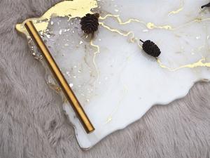 Plateau décoratif en résine époxy élégant de haute qualité, accessoire multifonctionnel pour le service, la présentation et le rangement, disponible au prix d'exportation - Product Image 4