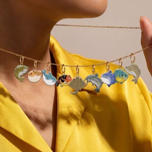 Pendentif en alliage émaillé Moyamiya sur le thème de la vie marine, motifs requin, poisson-bouffant, poisson rouge, accessoires de collier perlé DIY - Product Image 1